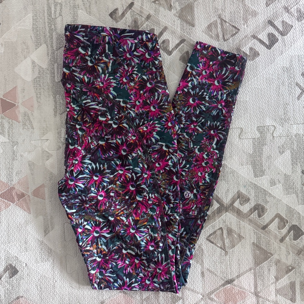 Lululemon Floral Electric Multi Swift Speed Leggings - Picture 4 of 6